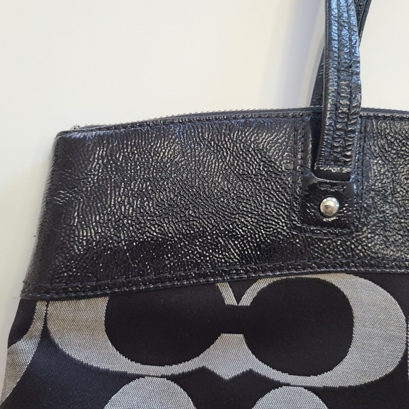 Coach Laura Signature Tote Black - Picture 7 of 11